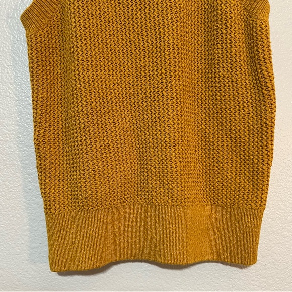 Madewell Sweater Tank Womens Size Small High Neck Cutaway Shoulders Knit - Picture 3 of 10